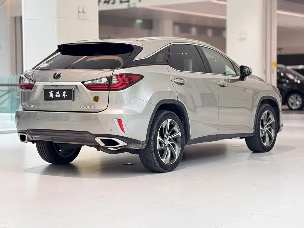 Lexus RX 2017 — фото 9