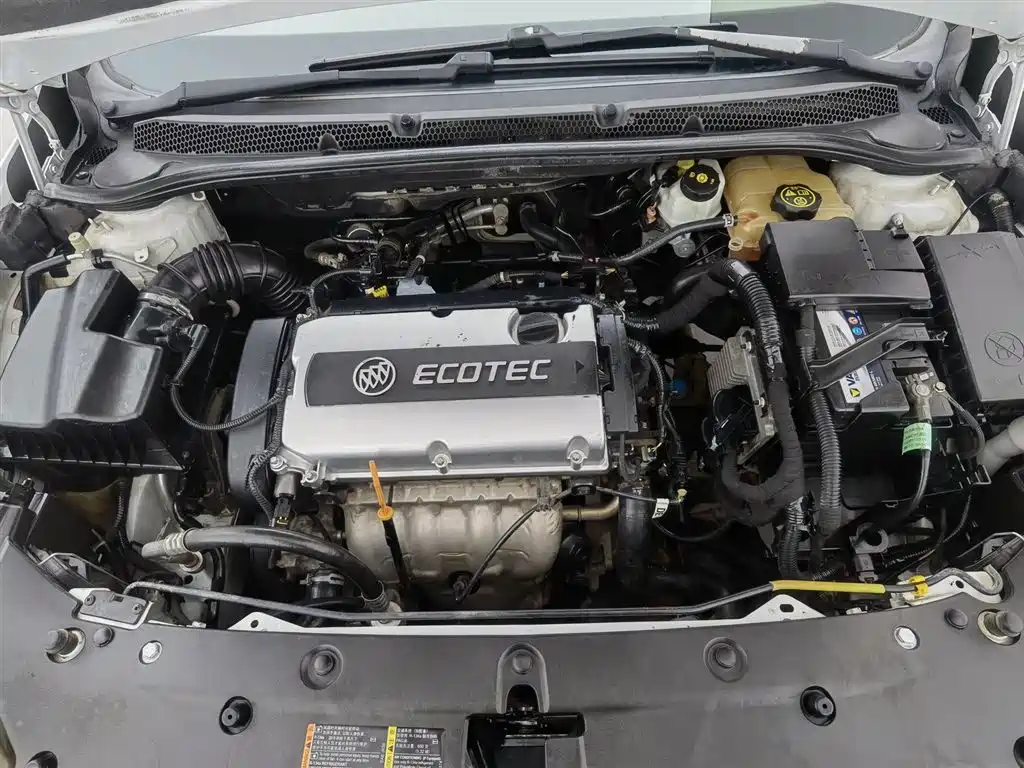 Buick Excelle 2013