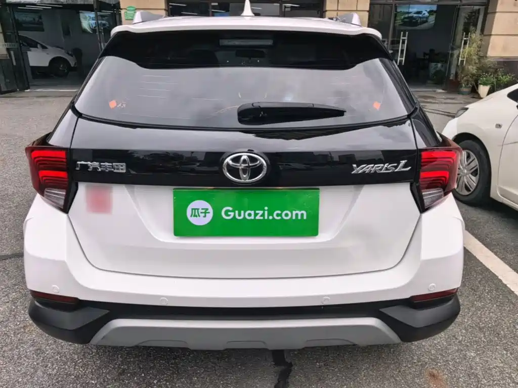 Toyota Yaris L 2022