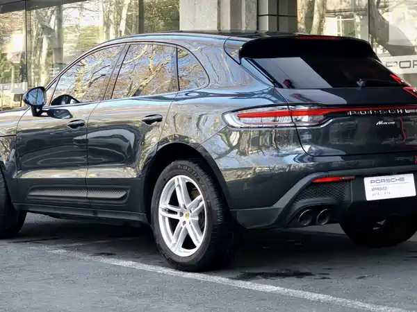 Porsche Macan 2024