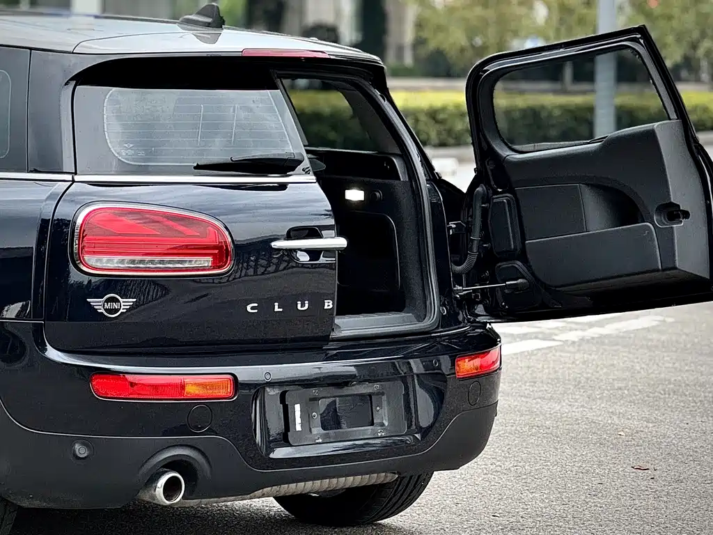 MINI Clubman 2021 — фото 9