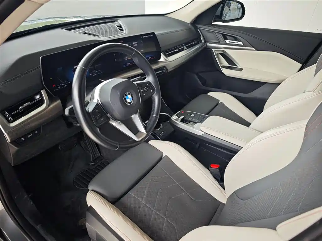 BMW X2 2024 — фото 8