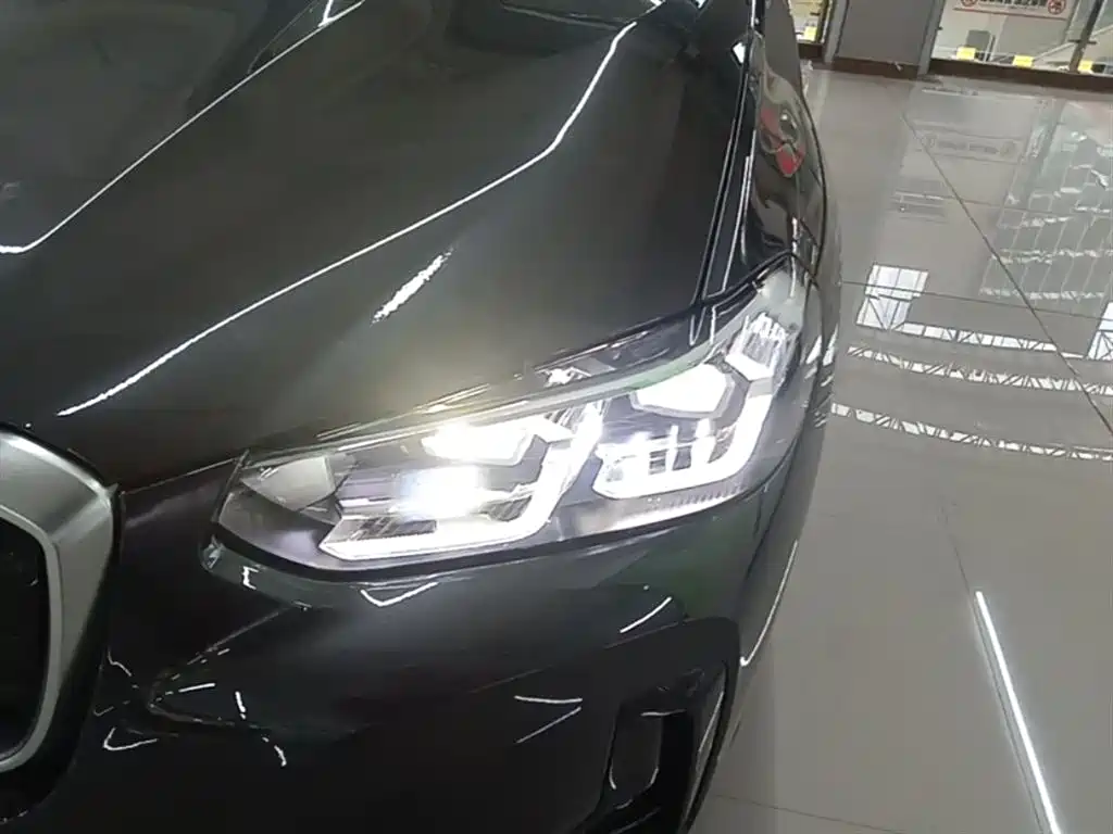 BMW iX3 2023 — фото 24