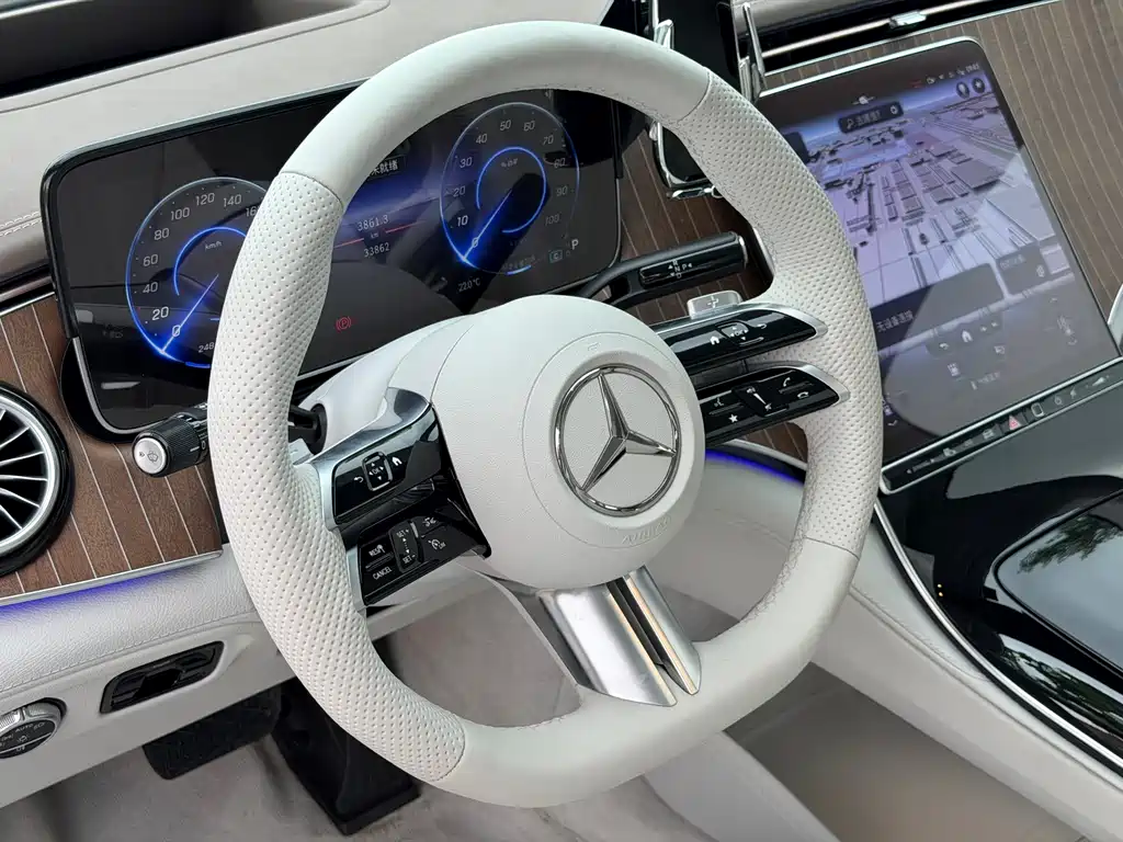 Mercedes-Benz EQE 2024 — фото 14