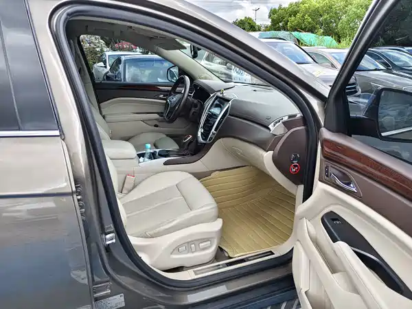 Cadillac SRX 2015