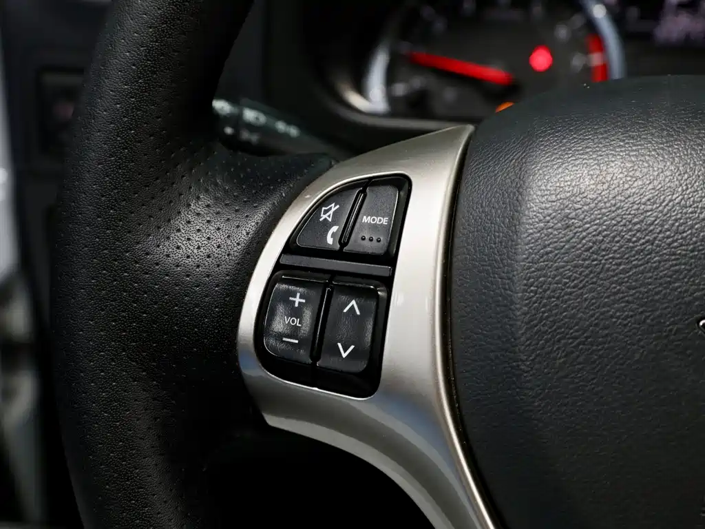 Suzuki Jimny 2017 — фото 27