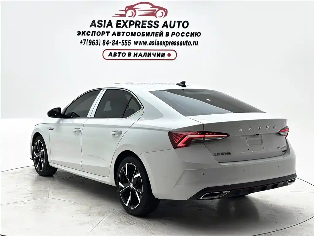 Skoda Octavia 2024 — фото 4