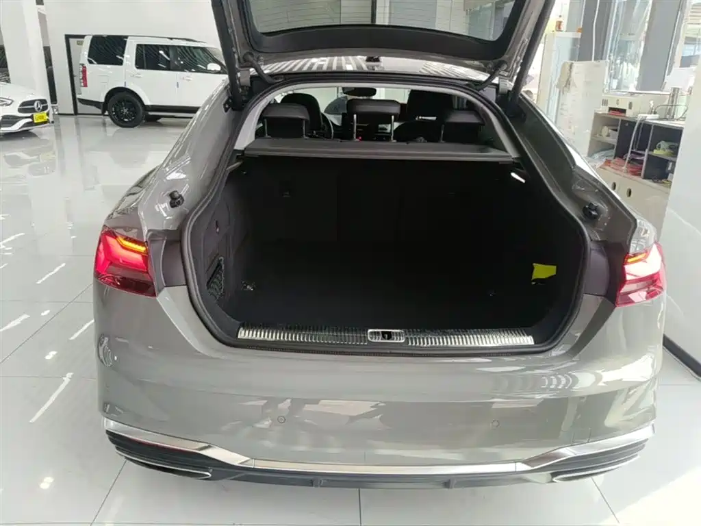 Audi A5 2021 — фото 19