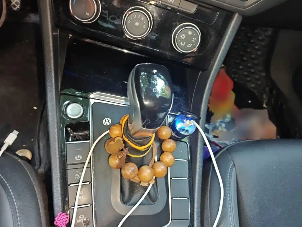 Volkswagen Sagitar 2022