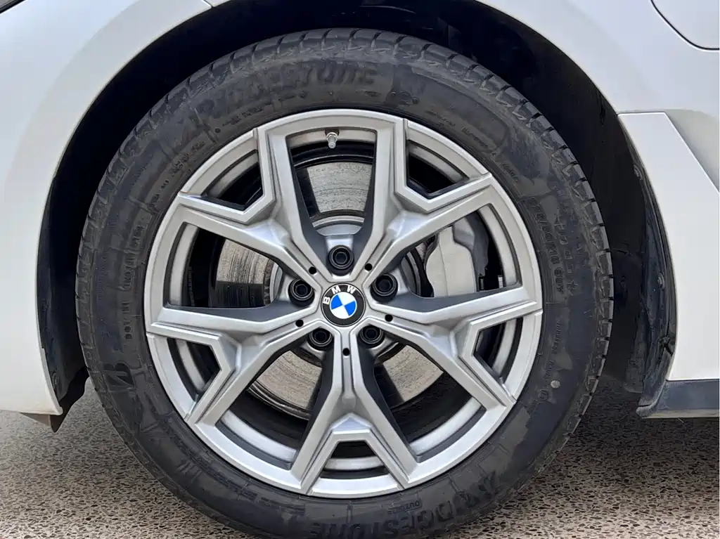 BMW i3 2025 — фото 9