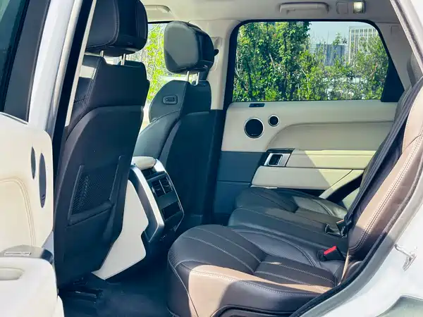 Land Rover Range Rover Sport 2016