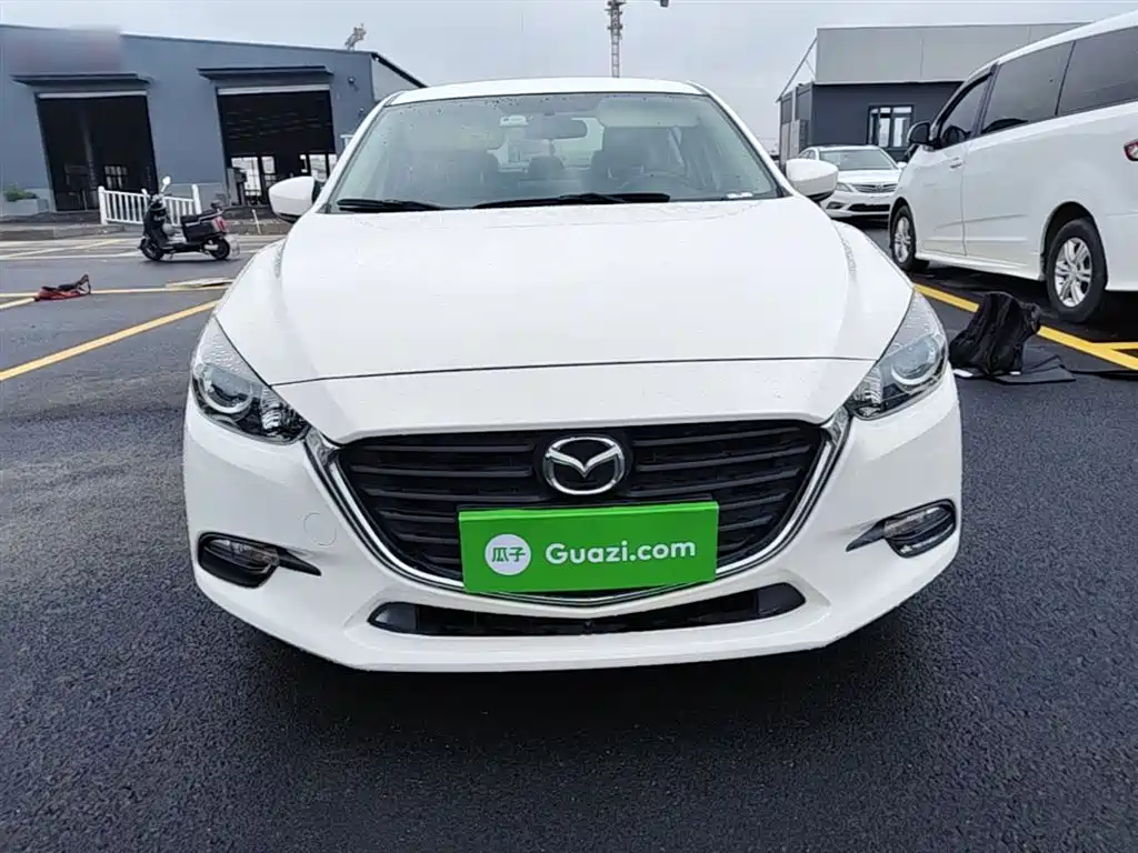 Mazda 3 Axela 2018 — фото 3