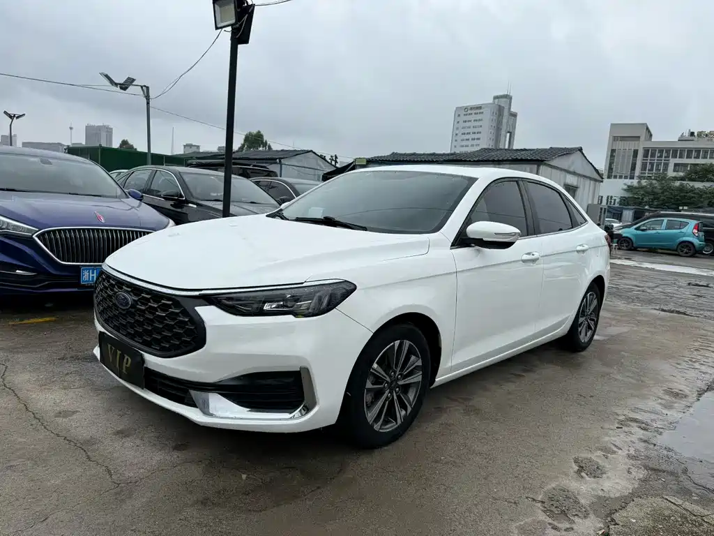 Ford Escort 2022