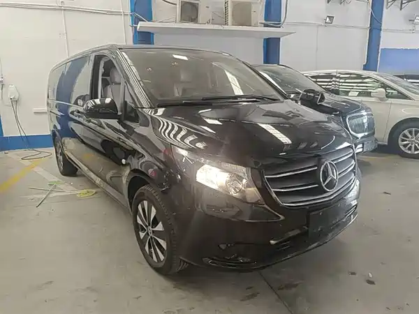 Mercedes-Benz Vito 2023
