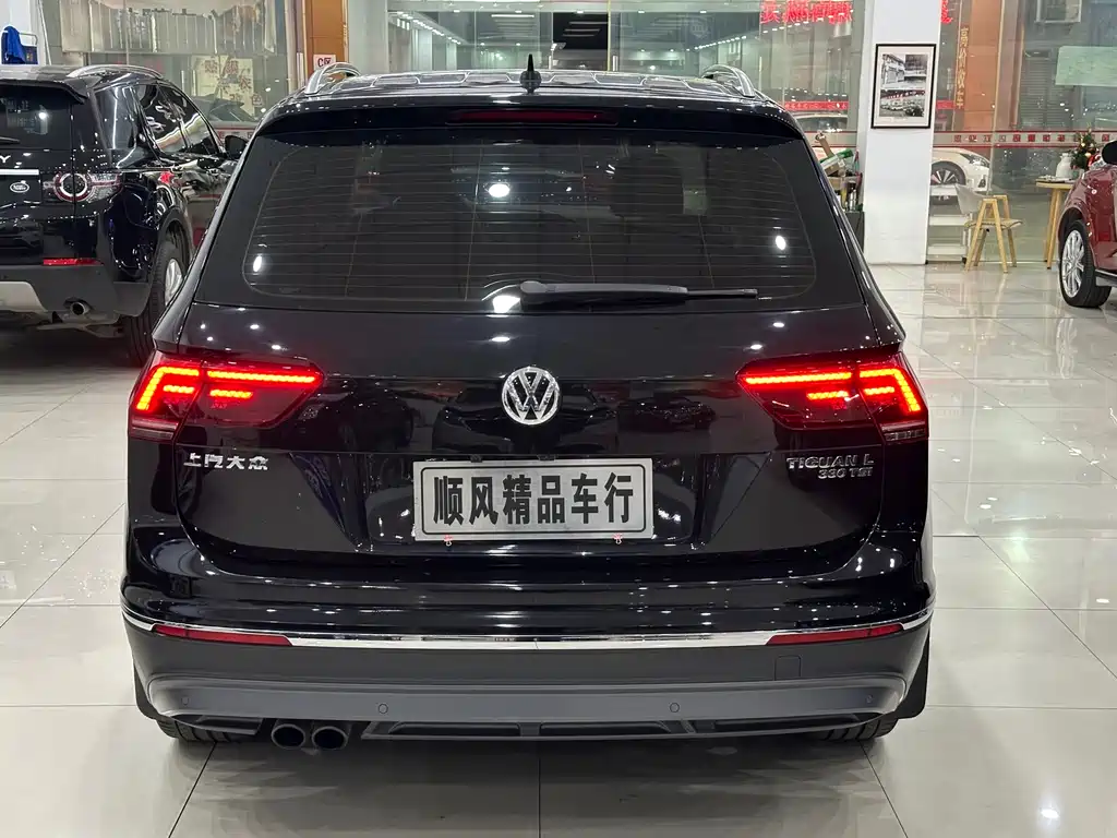 Volkswagen Tiguan L 2018 — фото 2