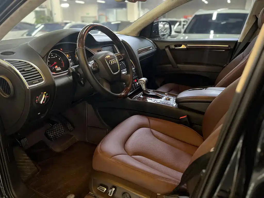 Audi Q7 2012