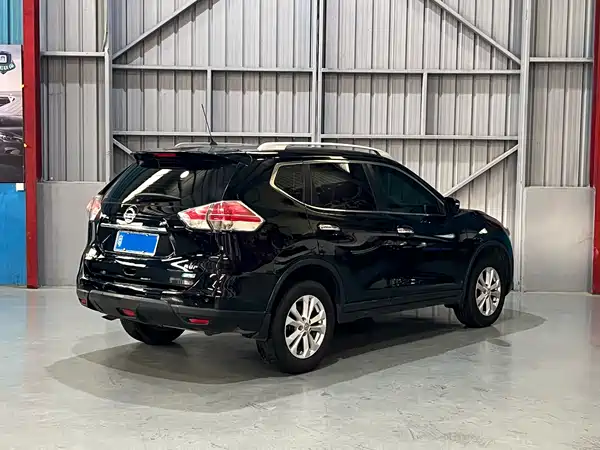 Nissan X-Trail 2014