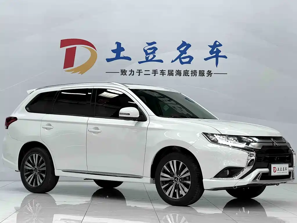 Mitsubishi Outlander 2022