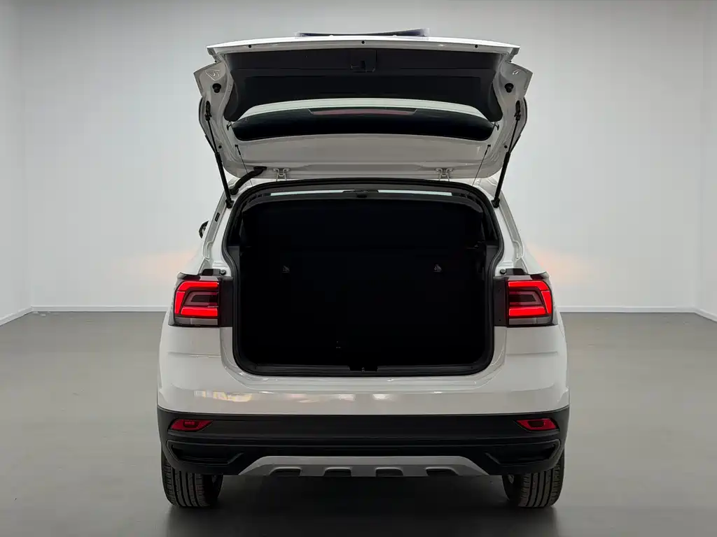 Volkswagen T-Cross 2020 — фото 9