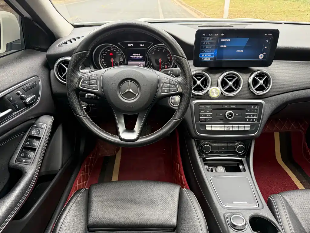 Mercedes-Benz GLA 2017 — фото 9