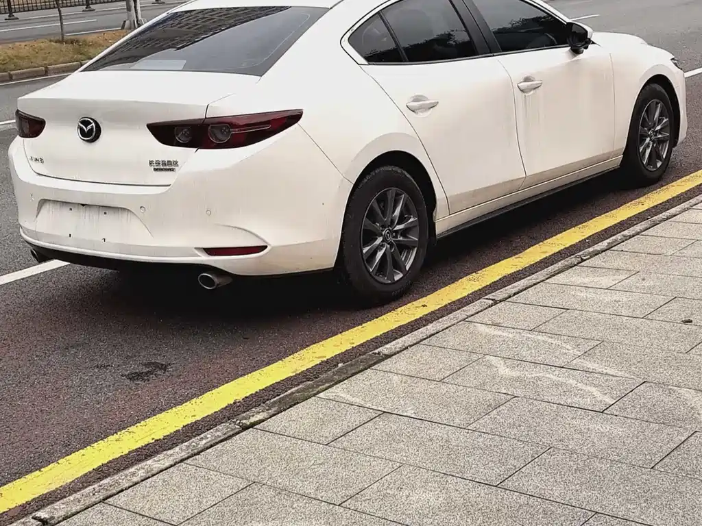 Mazda 3 Angkesela 2021