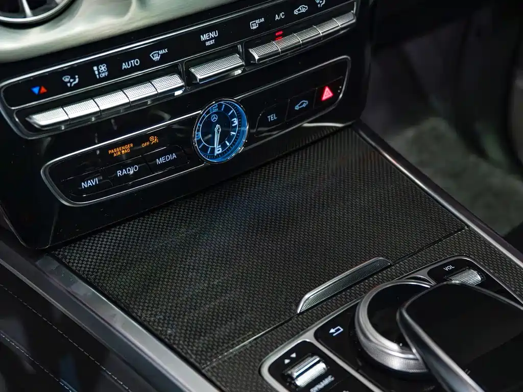 Mercedes-Benz G-Class 2023