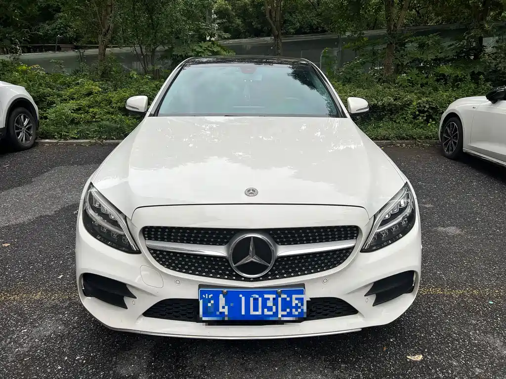 Mercedes-Benz C-Class 2020