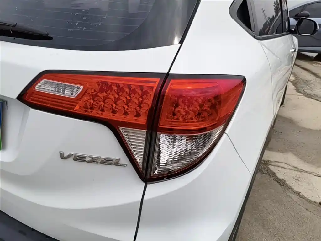 Honda Vezel 2019 — фото 8