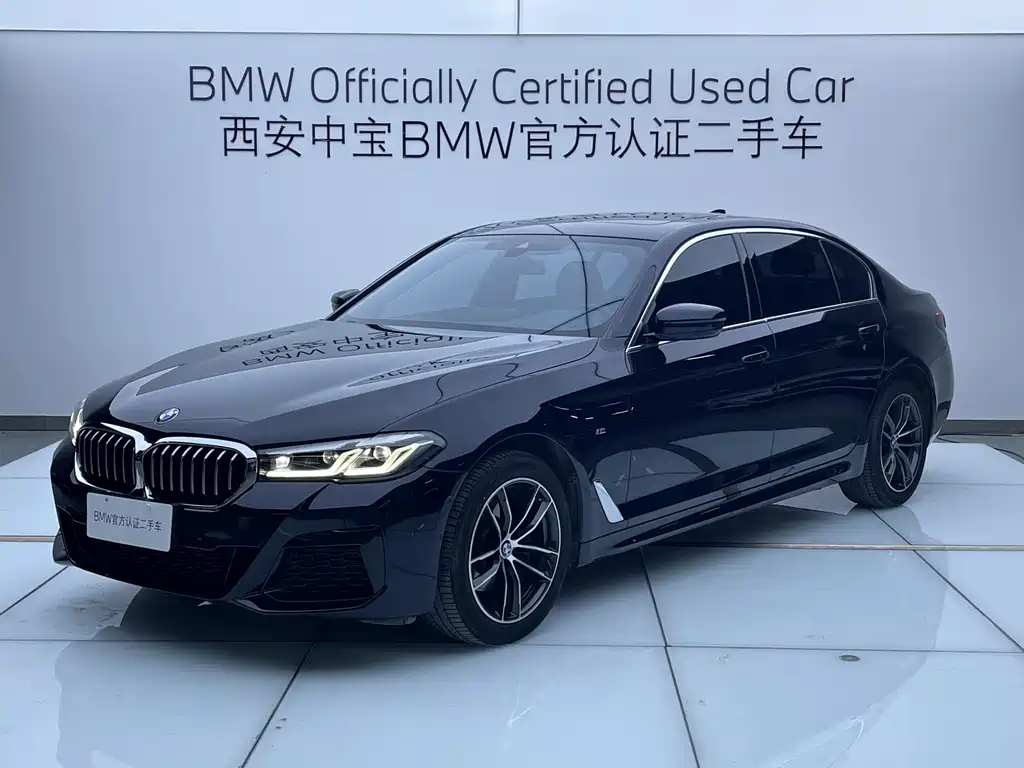 BMW 5 Series 2023 — фото 1