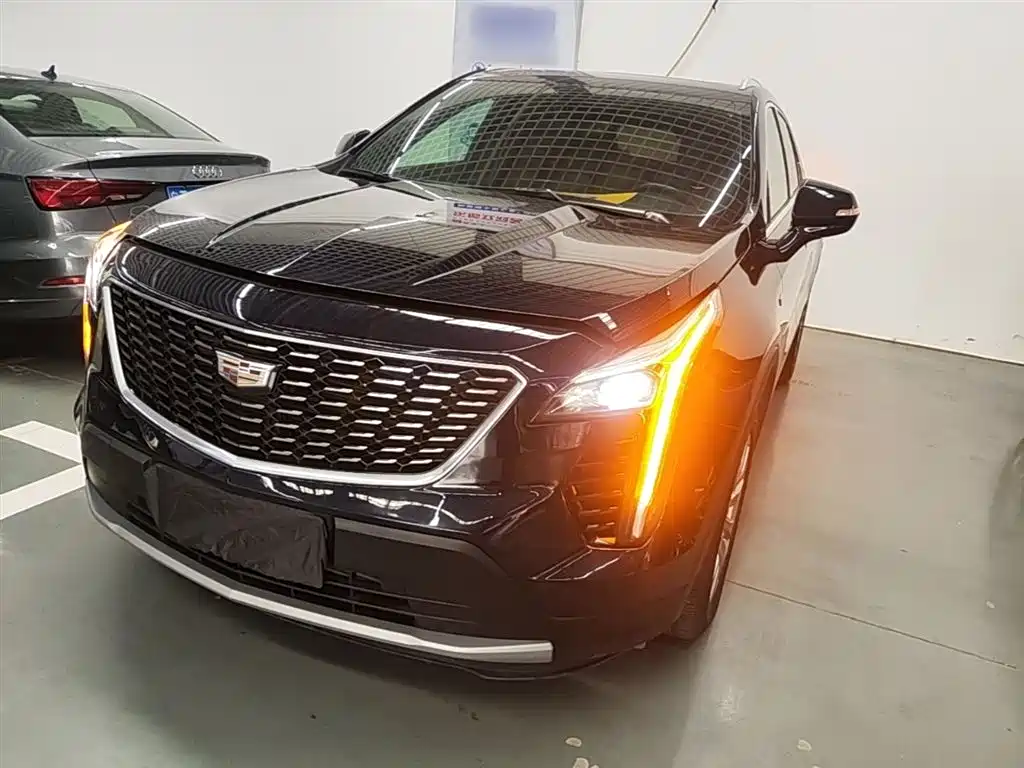 Cadillac XT4 2020 — фото 1
