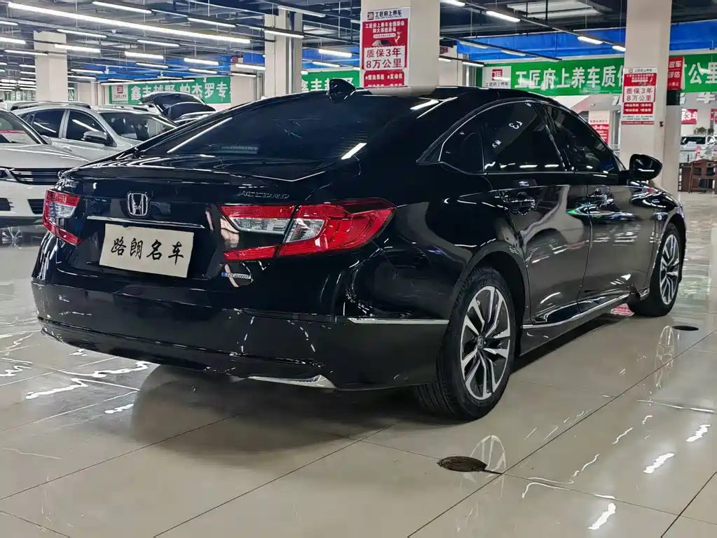 Honda Accord 2020 — фото 13