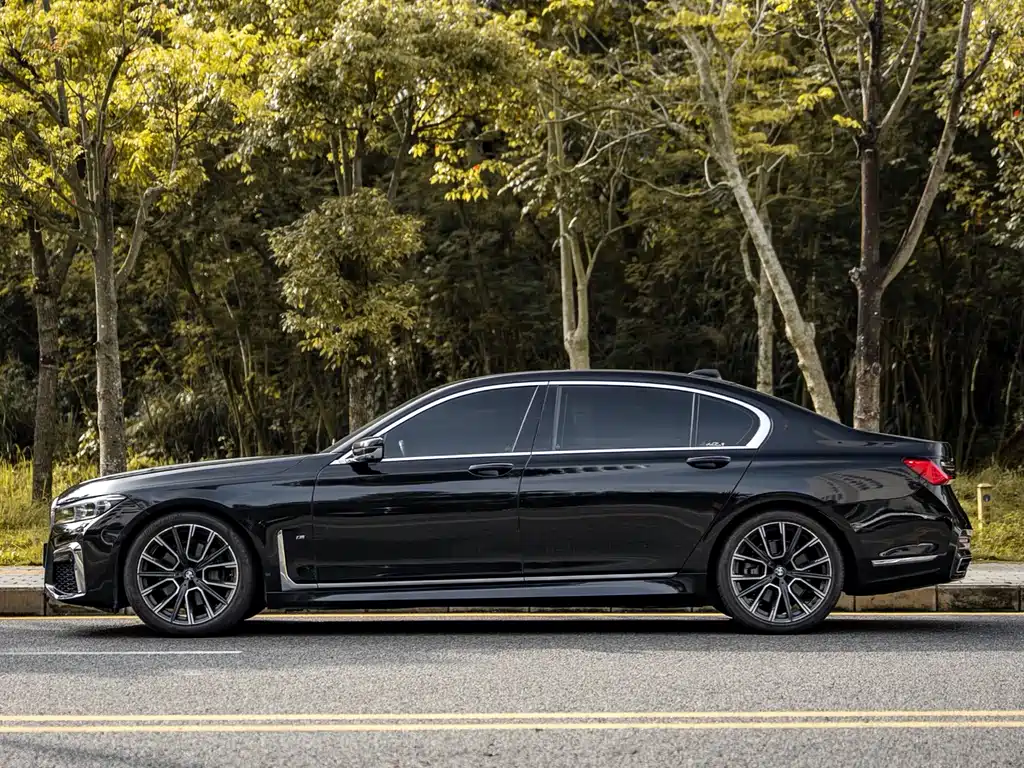 BMW 7 Series 2019 — фото 5