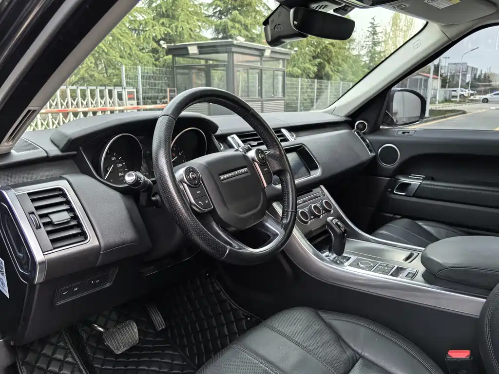 Land Rover Sport 2017 — фото 10