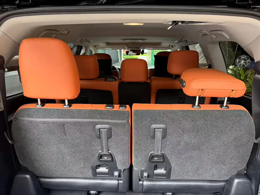 Lexus LX 2016 — фото 12