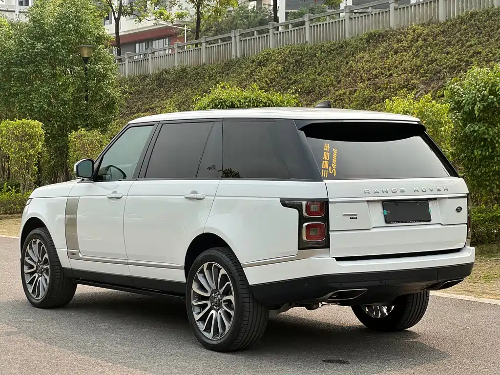 Land Rover Range Rover 2022 — фото 5