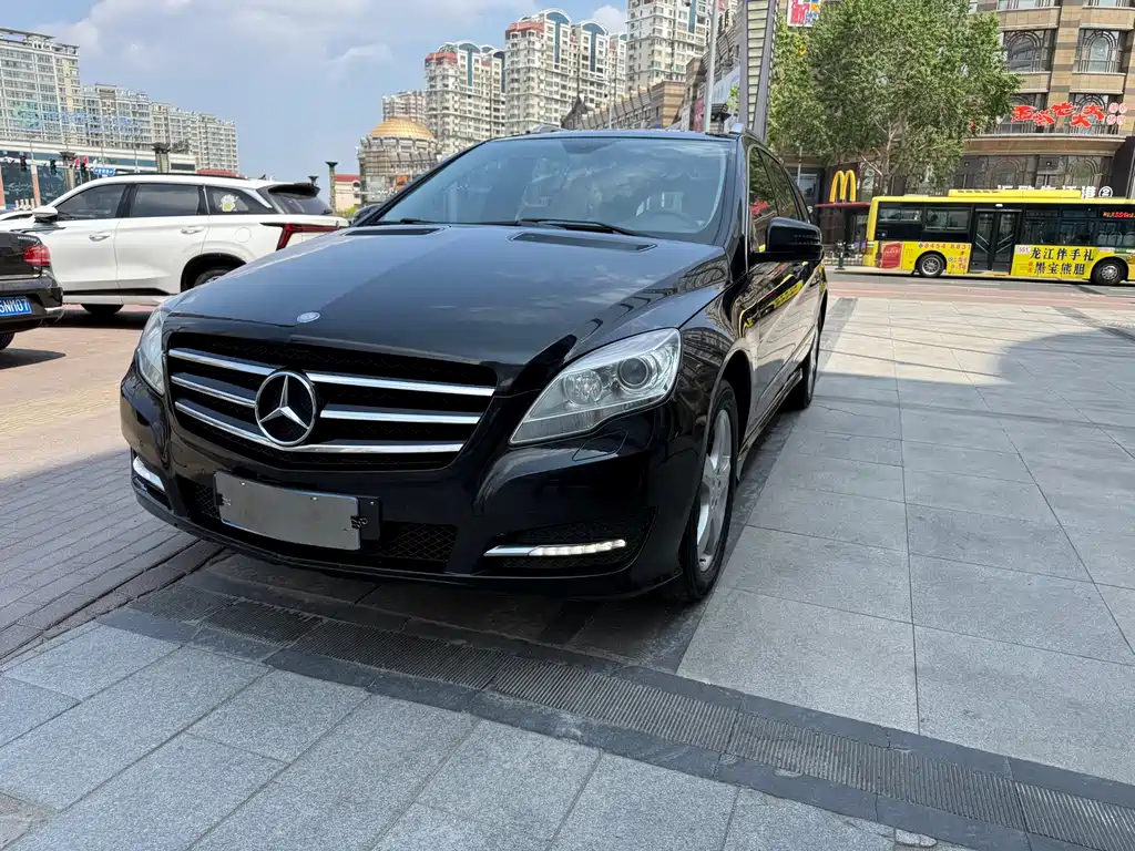 Mercedes-Benz R-Class 2016