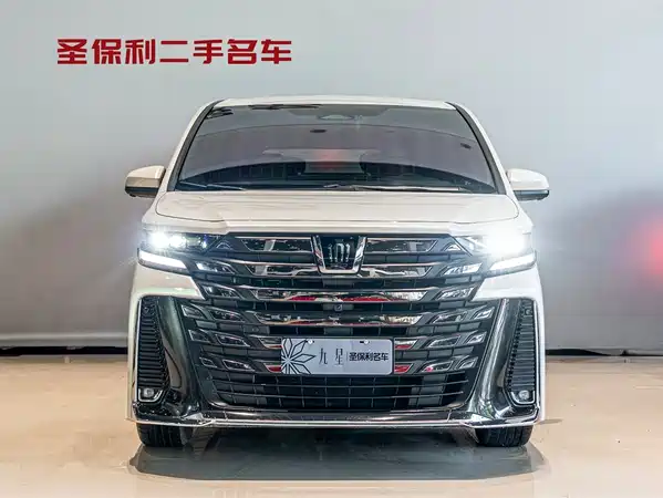Toyota Vellfire 2024
