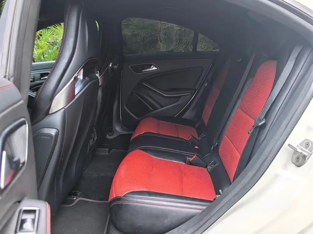 Mercedes-Benz CLA AMG 2014 — фото 13