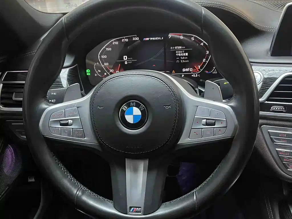 BMW 7 Series 2020 — фото 12