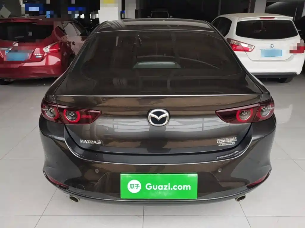 Mazda 3 Axela 2023