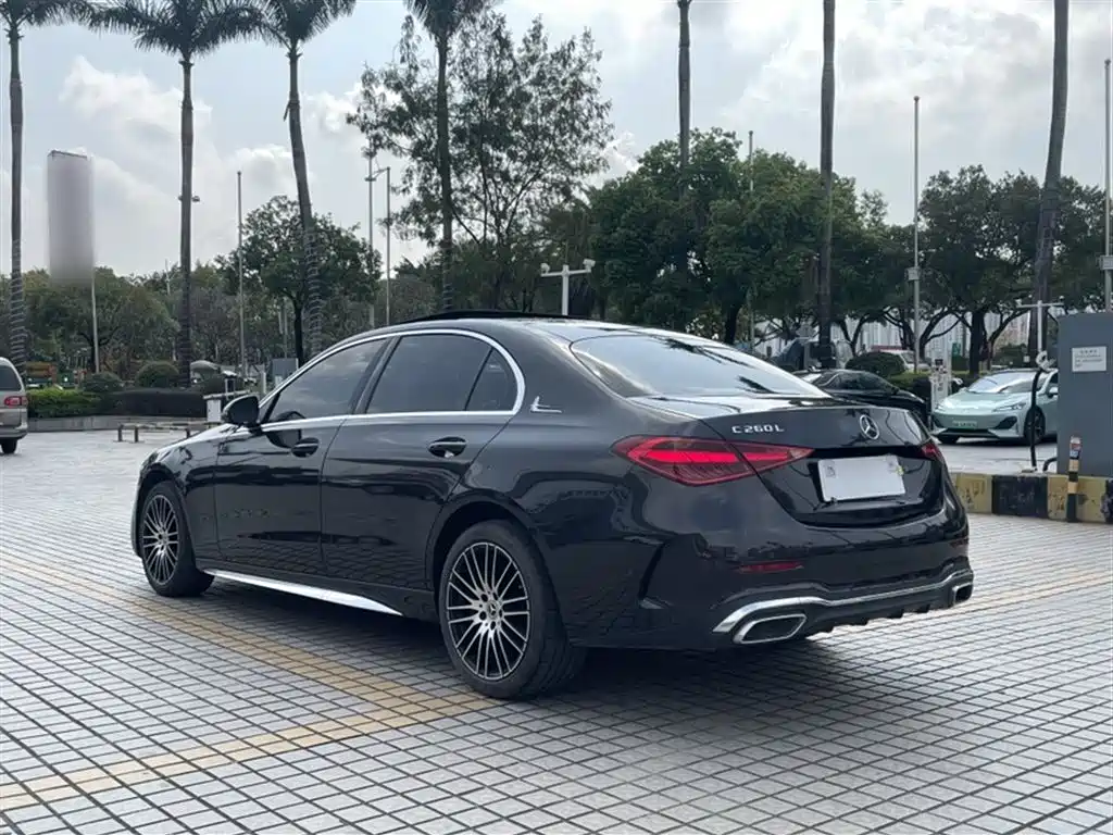 Mercedes-Benz C-Class 2023 — фото 23