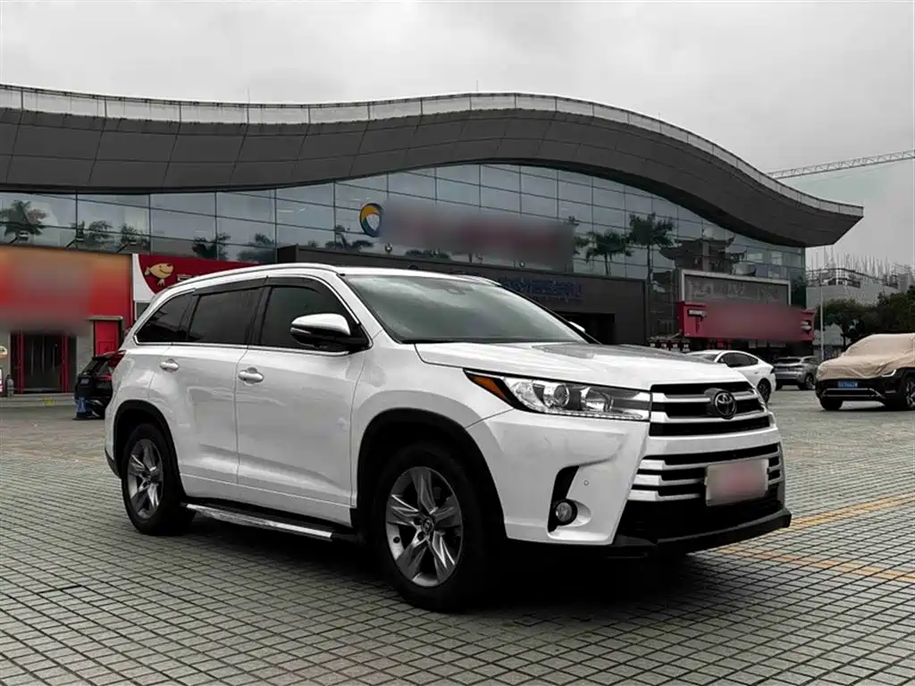 Toyota Highlander 2020 — фото 20