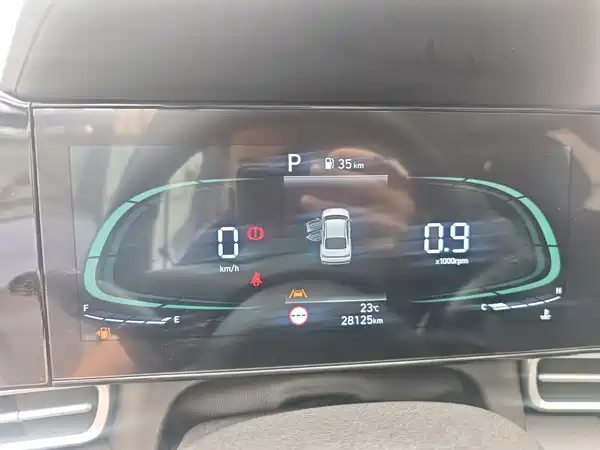 Hyundai Elantra 2024