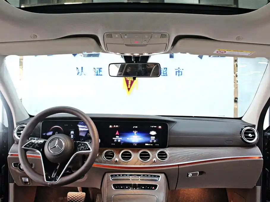 Mercedes-Benz E-Class 2020 — фото 10