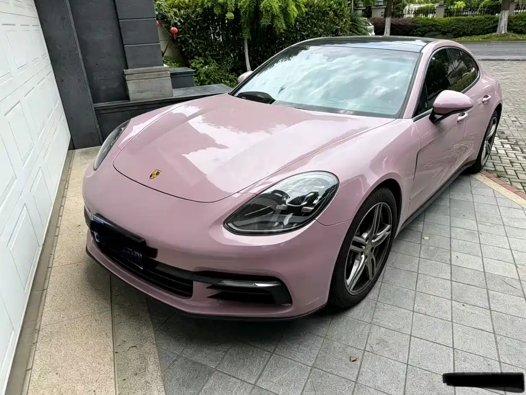 Porsche Panamera 2020 — фото 1