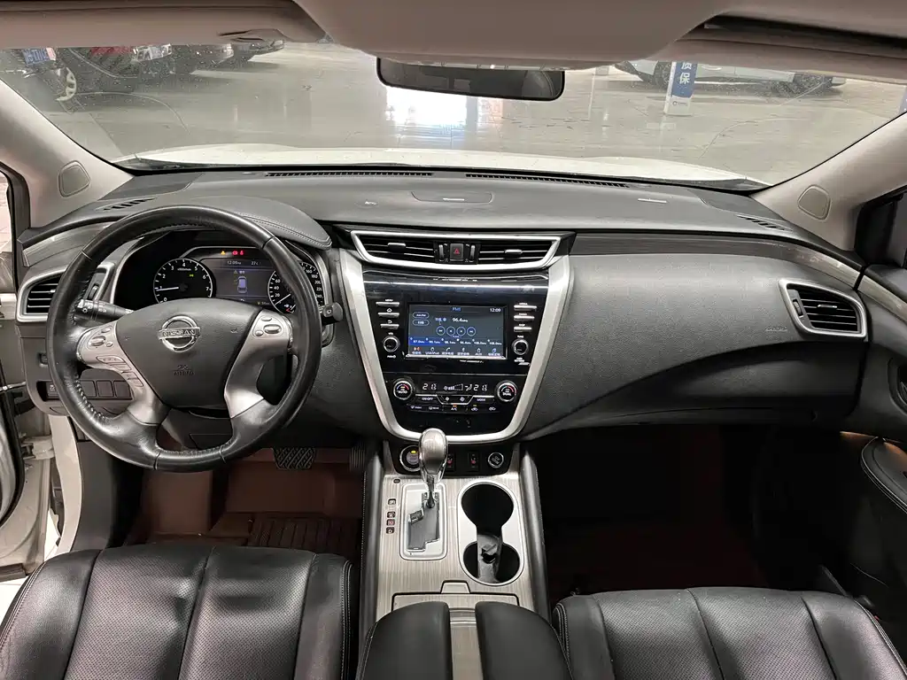 Nissan Murano 2018 — фото 9