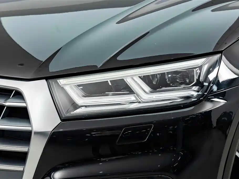Audi Q5L 2021 — фото 4
