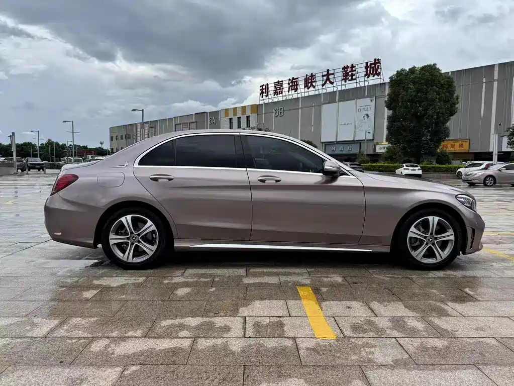 Mercedes-Benz C-Class 2019 — фото 8