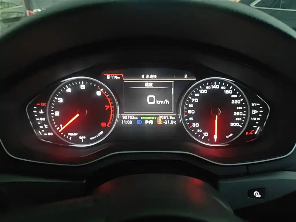 Audi A4L 2018 — фото 12