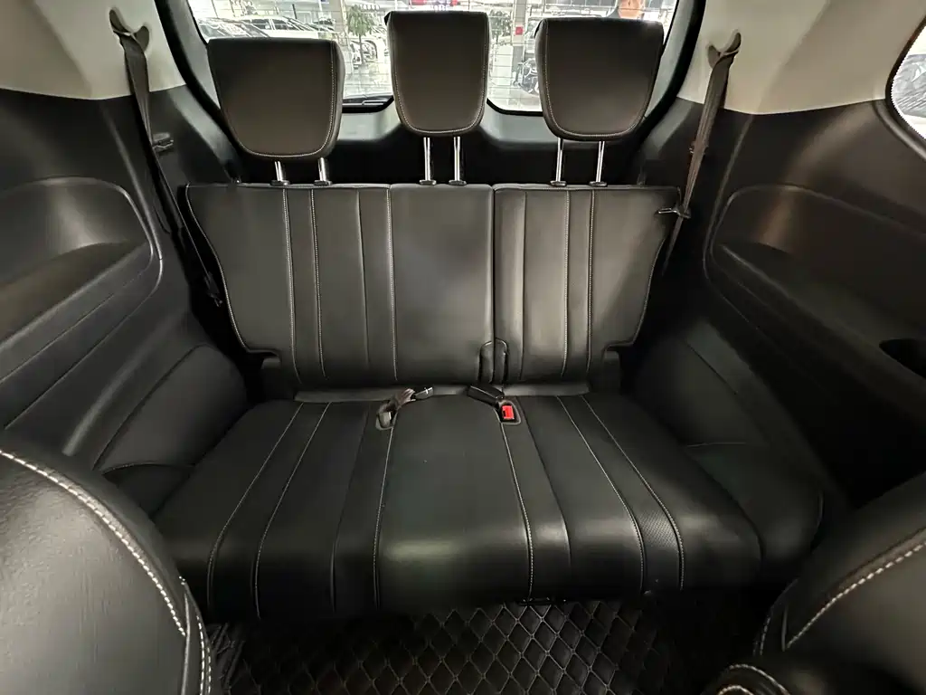 GAC Motor Trumpchi M6 2021 — фото 12